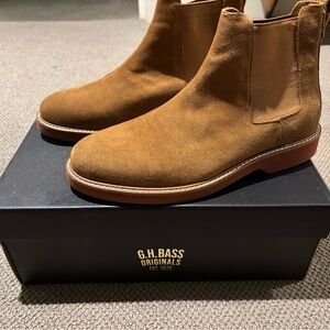 Men's Brown Suede Chelsea Boots
